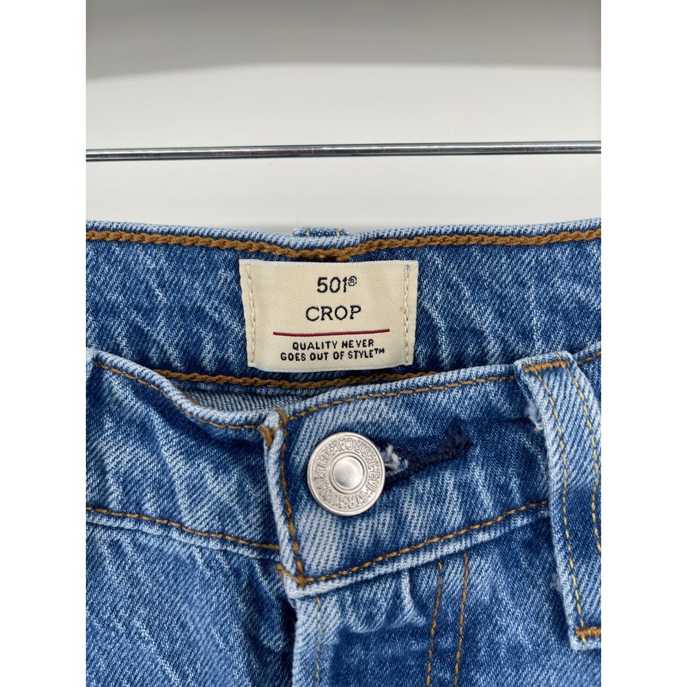 Levi's 501 Crop Jeans Women 28 Blue Excellent High Rise Button Fly Denim - Picture 2 of 8